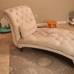 Chaise Lounge Chair 