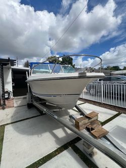 Hull boat
