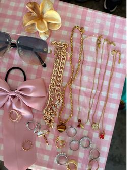 $1 items