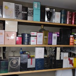 En Buen Precio ...Perfumes Originales... Solo Pick Up