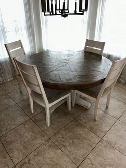 Ridiculously Beautiful, Solid Wood Dinning Table