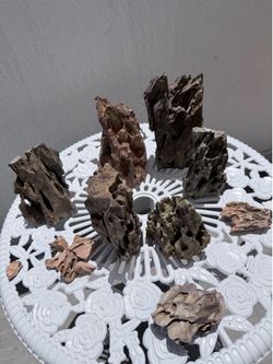 Dragon stone aquarium decor