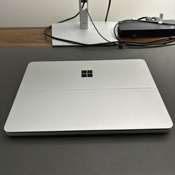 Microsoft Surface Laptop Studio 2 2023 Touch 2.9 GHz i7-13700H 32GB 1TB RTX4050 W/ Surface Slim Pen 2