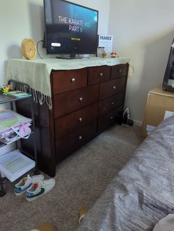Dresser