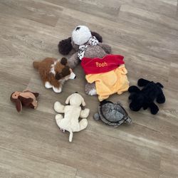STUFFED ANIMALS 