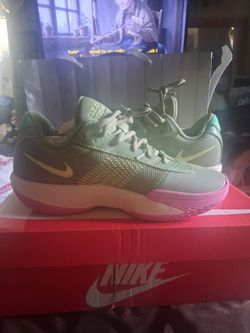 Nike shoes