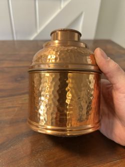 Cool old unique Vintage Hammered Solid Copper Rumidor Corporation Humidor New York with lid and cover