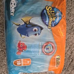 Huggies Swimmers Medium 24-34 Lbs