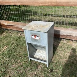 Chicken Feeder For Your Coop