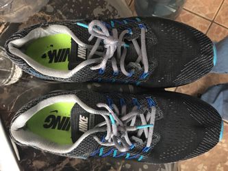 Nike size 9 Running tennis Shoes
