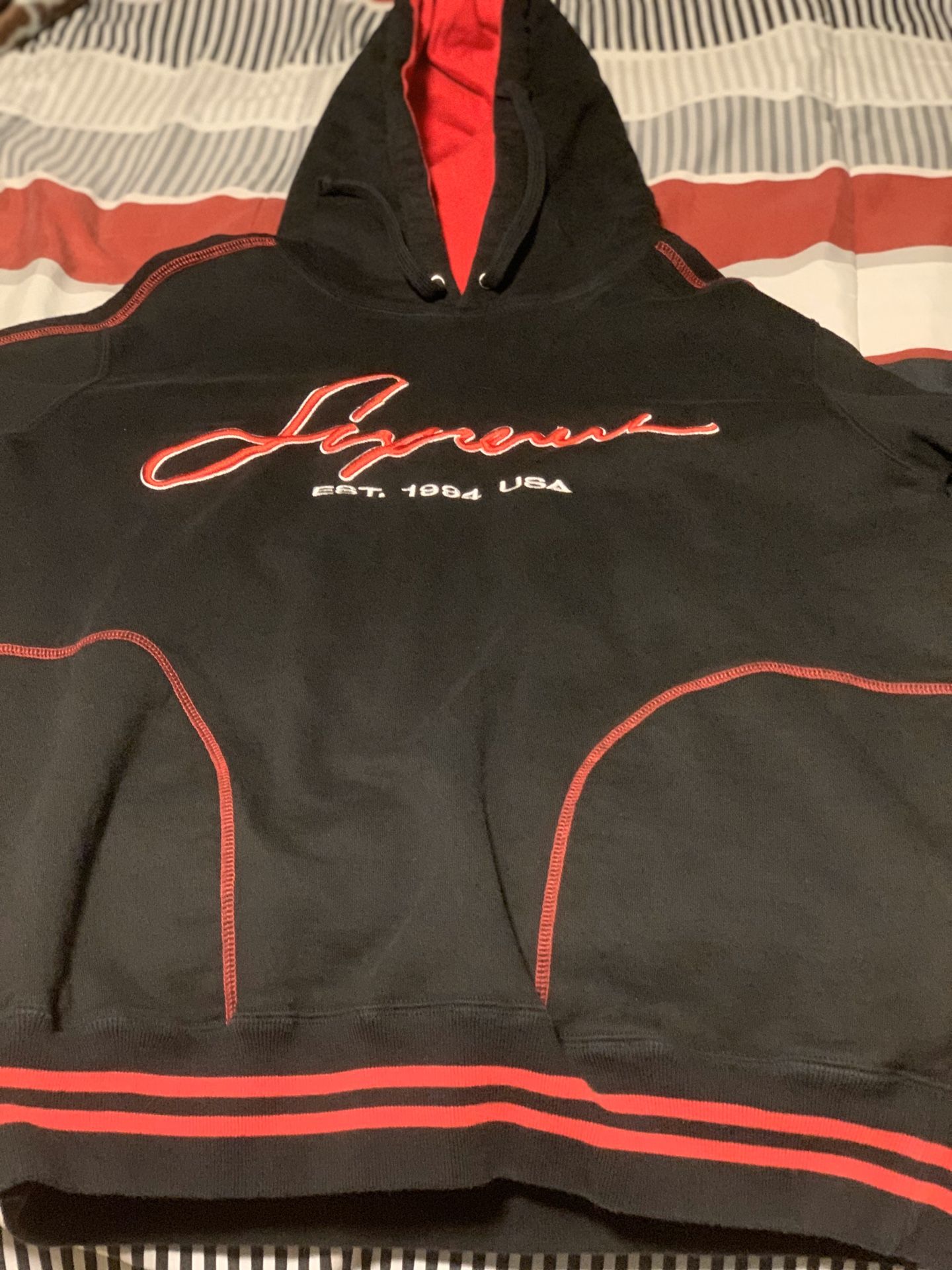 Supreme contrast embroidered hoodie