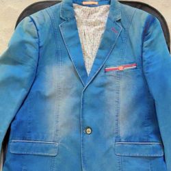 Men’s blazer, size Medium