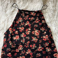 Forever 21 Halter Top Size Medium