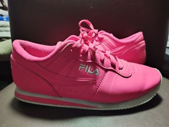 Pink filas