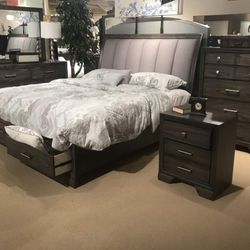 Jaymes Gray Storage Platform Bedroom Set /Queen and King Bed Frame 