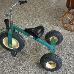 Heavy duty, John Deere tricycle