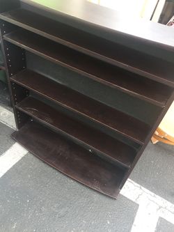 Small book 📖 shelf