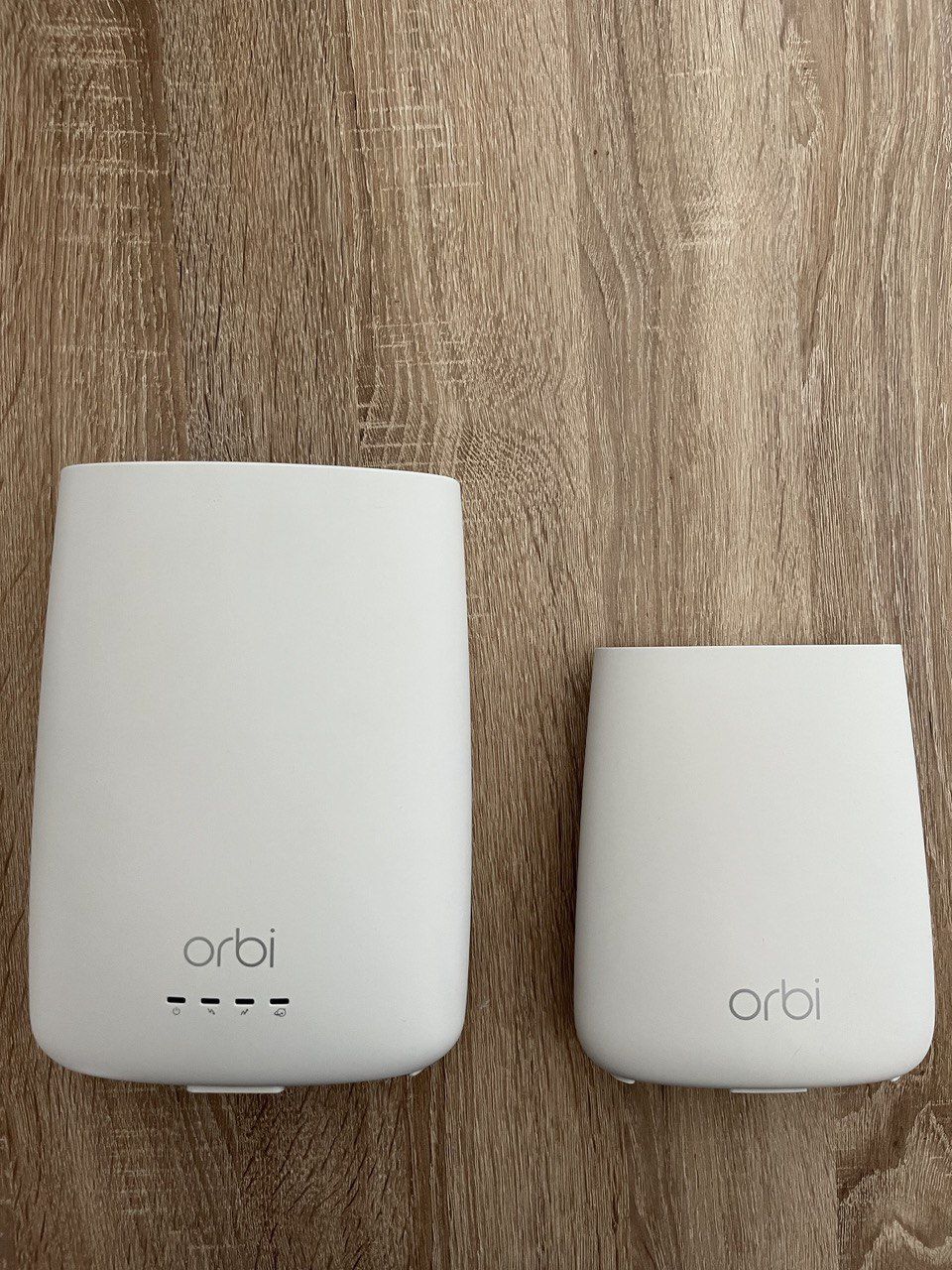 Netgear Orbi CBK40 Cable Modem Wi-Fi Router and Satellite