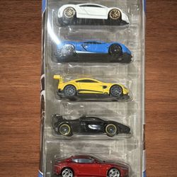 HOT WHEELS HW MOTOR SHOW. SET OF 5 CARS. NEW 
