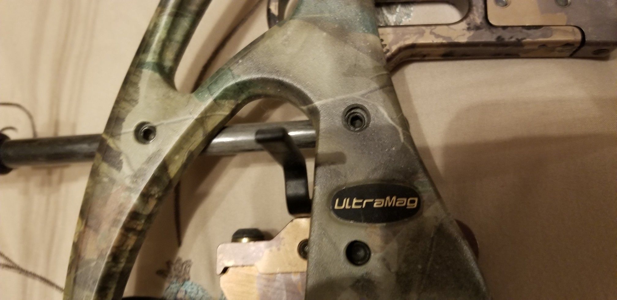 Hoyt Ultra Mag Left Handed Compound Bow