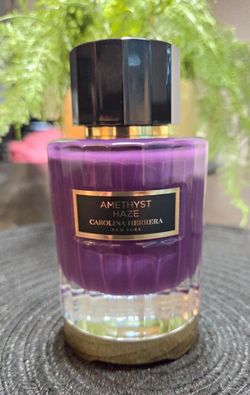 Carolina Herrera Amethyst Haze (Private Line)
