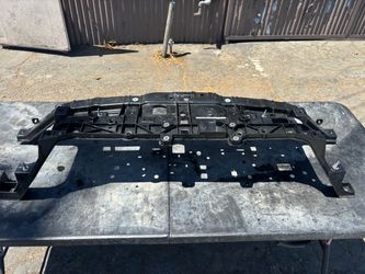 2022 2023 2024 2025 Rivian R1t R1s Front Radiator Support PT00697411D OEM