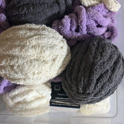32 Skeins Of Chunky Yarn 