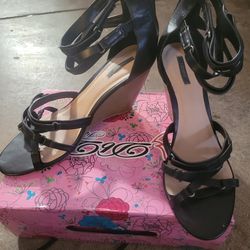 Size 10 wedge heels