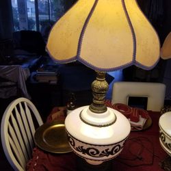 Pair of Vintage Phonix milk glass table top. Light feature hollywood regency. Check description 