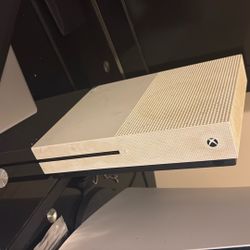 Xbox 1s 