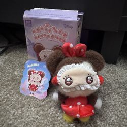 Top Toy Squinting Sleepwear Minnie