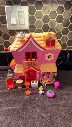 Lalaloopsy   MINI  DOLL  SEW  SWEET  PLAY HOUSE   /. DOLL.  HOUSE.