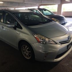 2014 Toyota Prius V