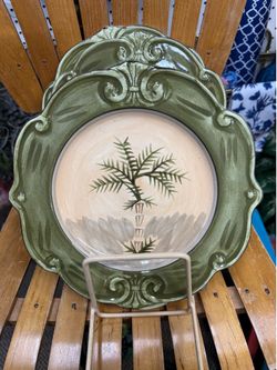 Set of 4 Palm Tree Ceramic Plates with Green Scalloped Border