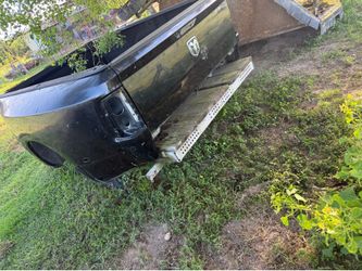2011 Dodge ram bed