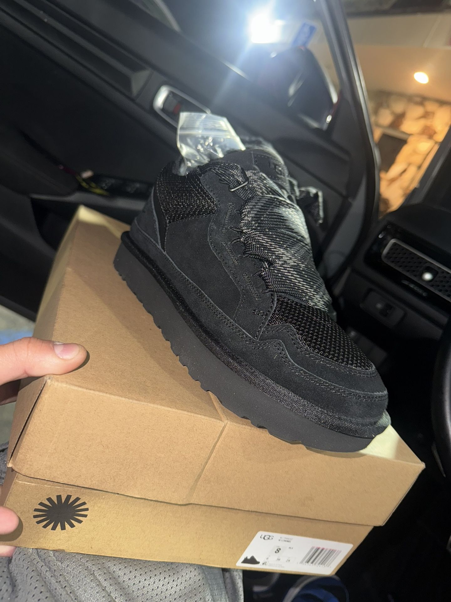 UGG Lowmel Women