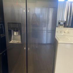 SAMSUNG SIDE BY SIDE REFRIGERATOR $275 Delivery Available For small fee 🚛