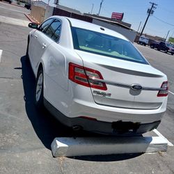 2013 ford taurus se 