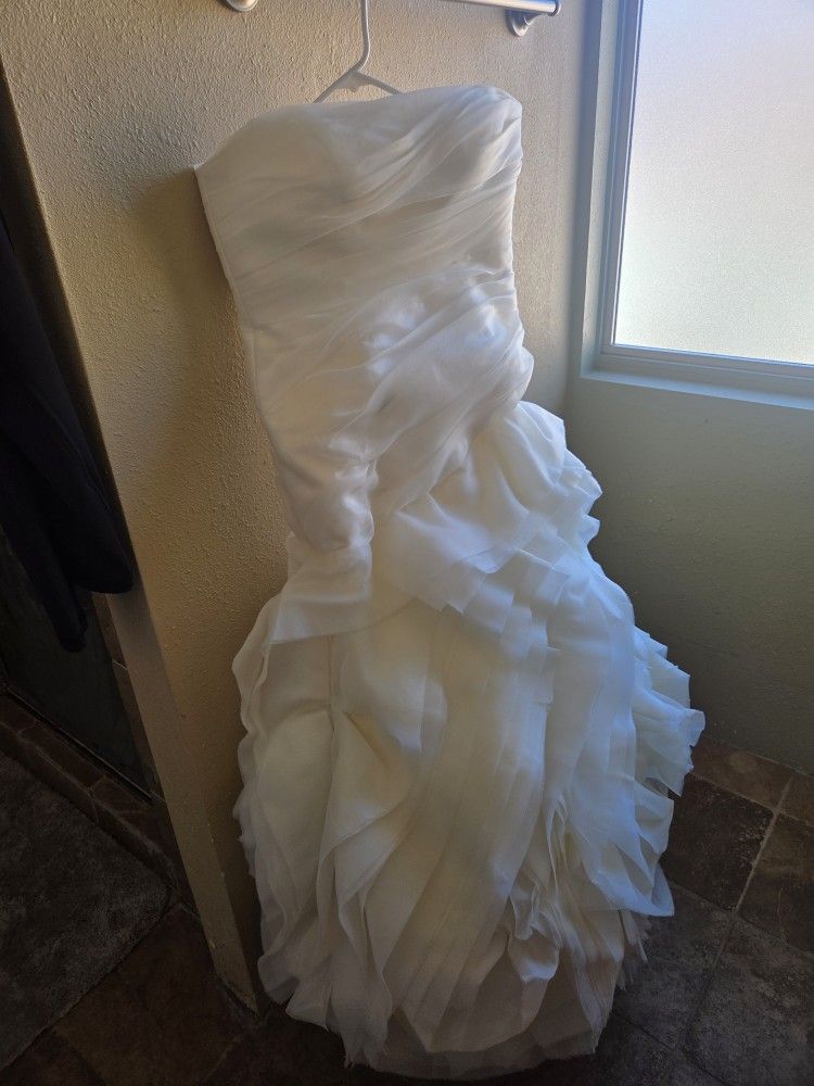 Vera Wang Wedding Dress