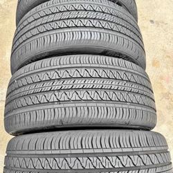 255/45/19 Vendo Un Set De Llantas Marca Continental En Muy Buenas Condiciones De Vida Las 4 