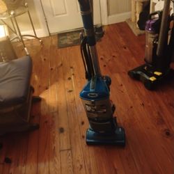 shark vacuum 