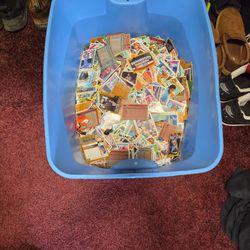 Baseball/Basketball/Football cards