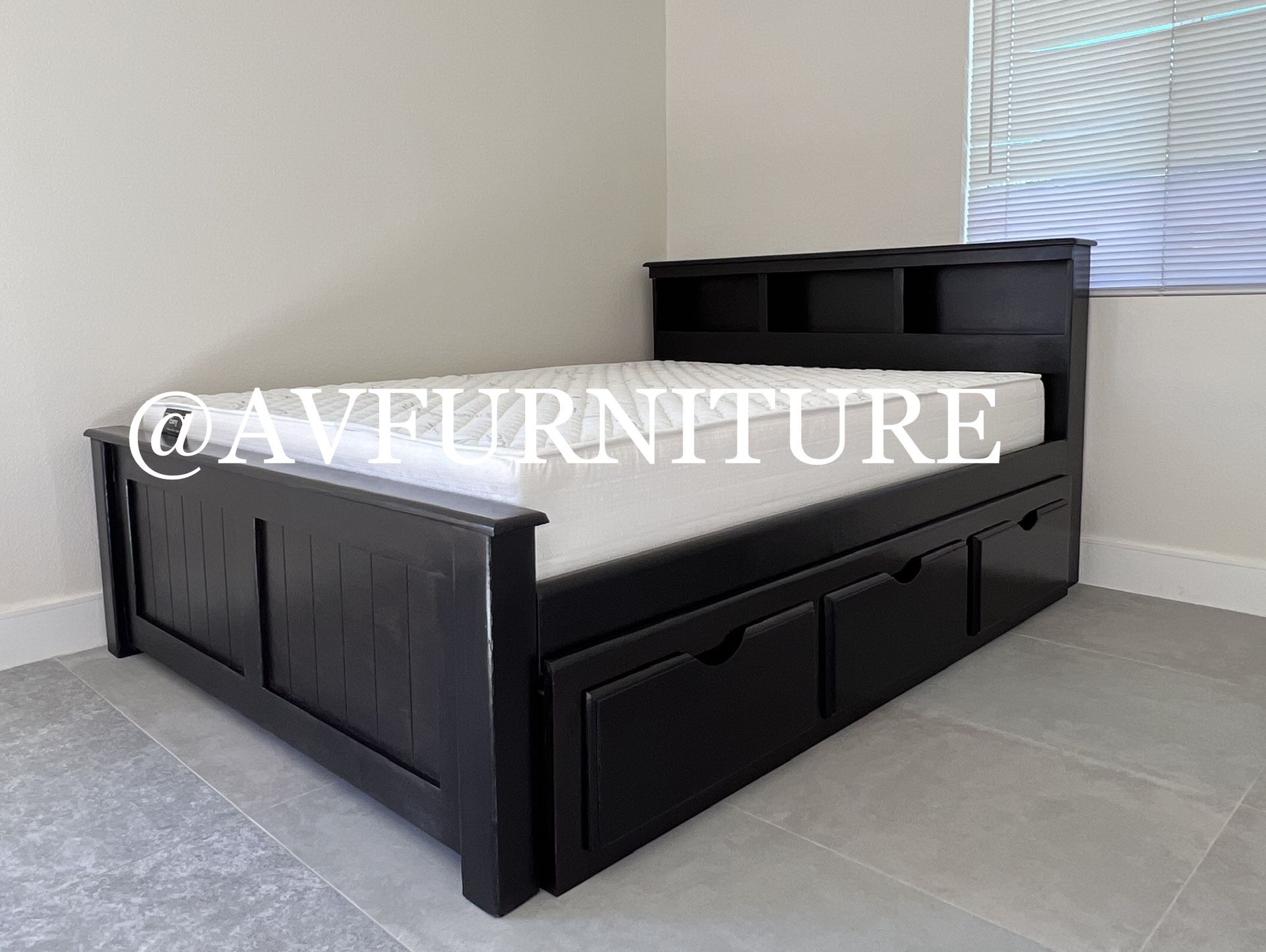 Queen Bed W Drawers And Memory Foam Mattress
