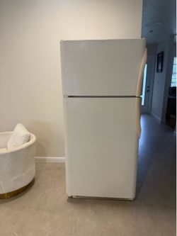 Used Frigidaire fridge for sale