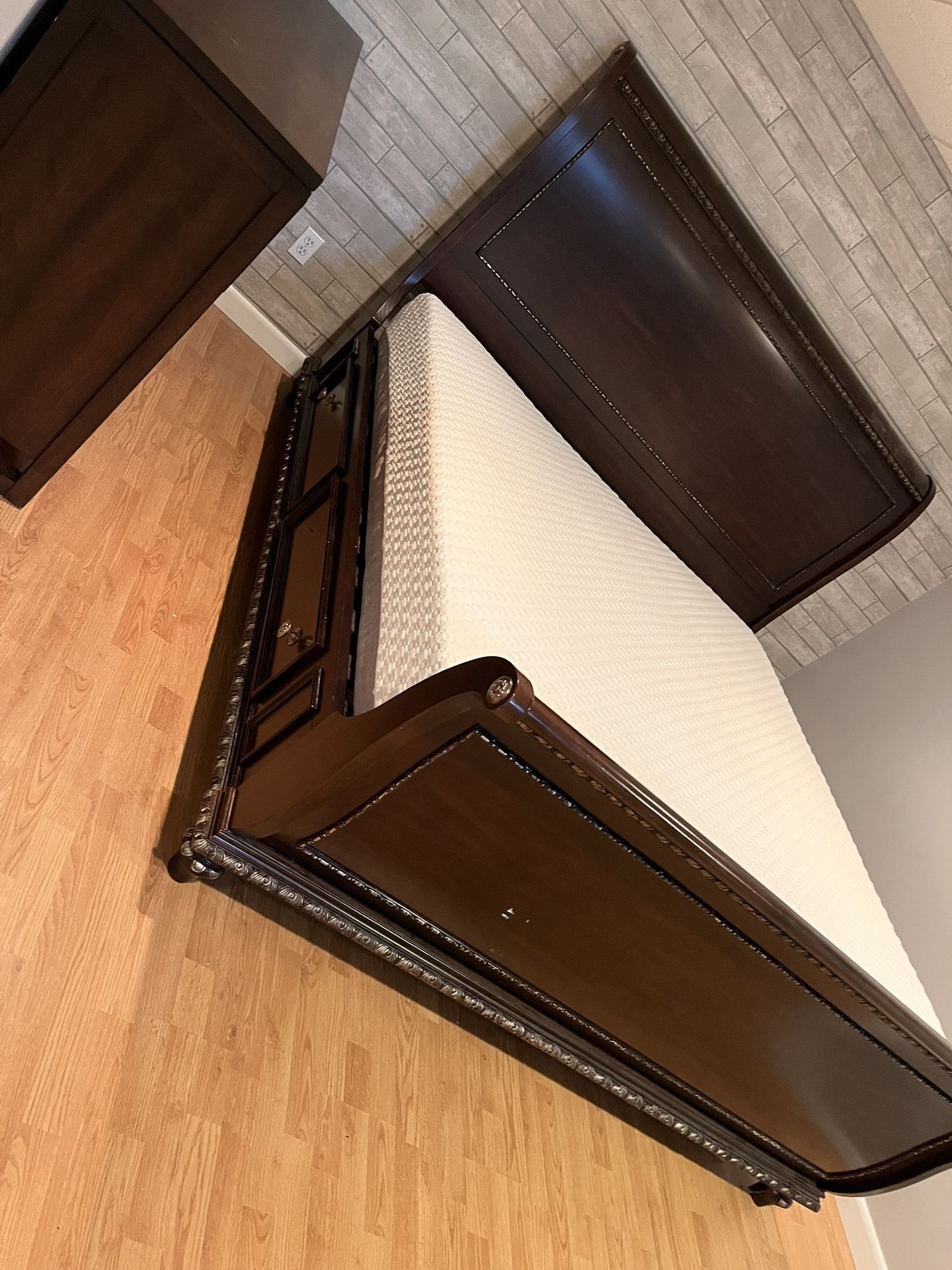 Three Piece Bedroom Set For Sale (no Mattress)