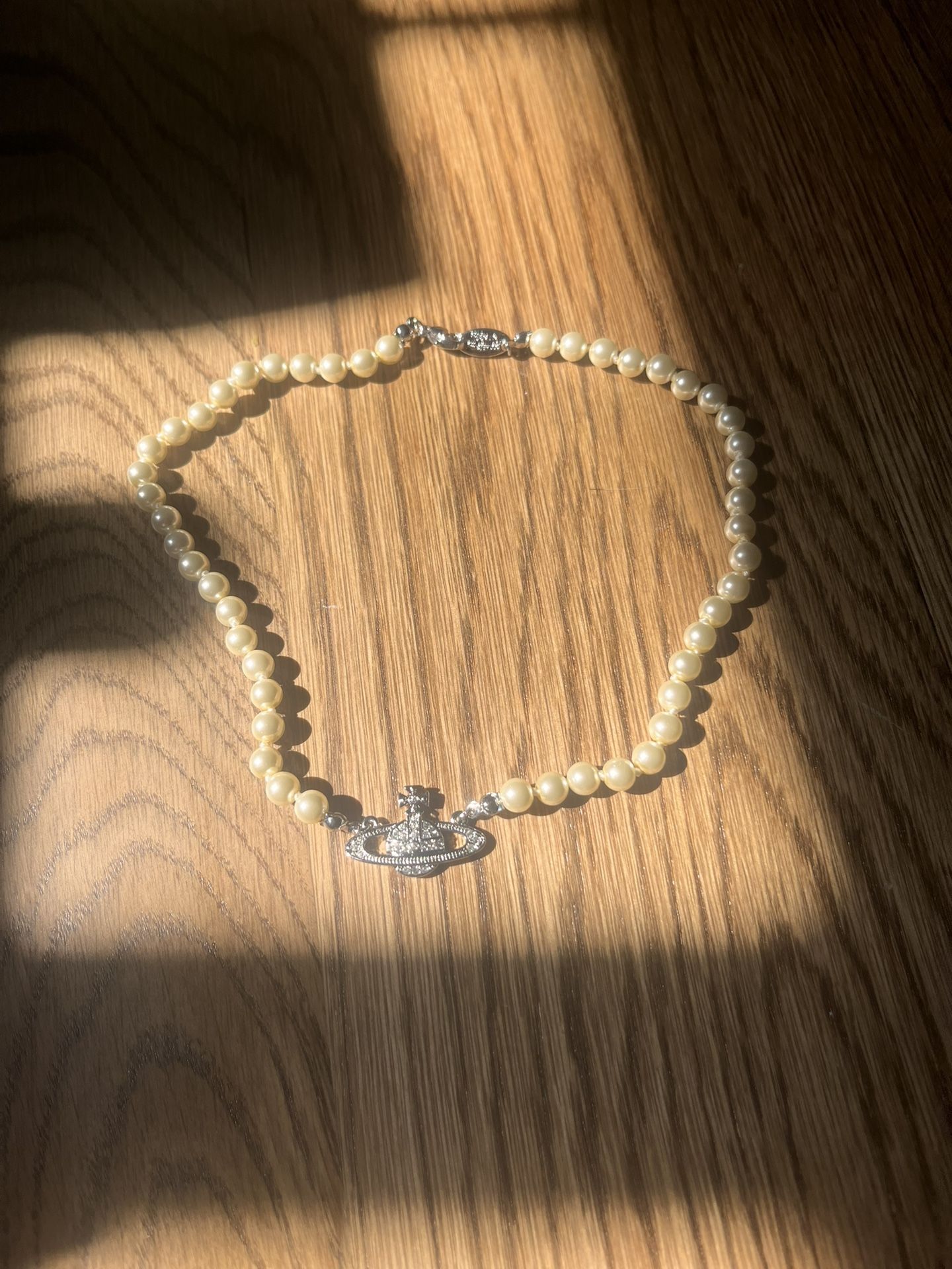 Vivienne West Wood Pearl Choker