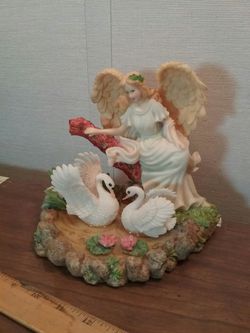 Angel with Geese Counter/Shelf Piece