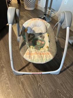 Baby swing