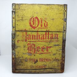Antique Old Manhattan Beer Chicago Al Capone Wooden Crate