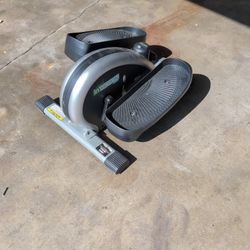 Compact elliptical Machine